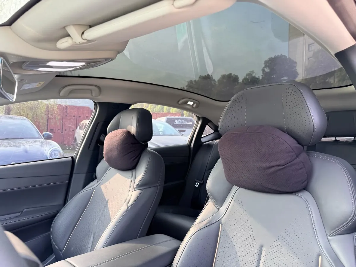 2022 DongFeng Forthing LingZhi EV BEV 68.4KWH,autocango,china used car exporter,china ev exporter,chinese used car exporter,chinese used ev exporter