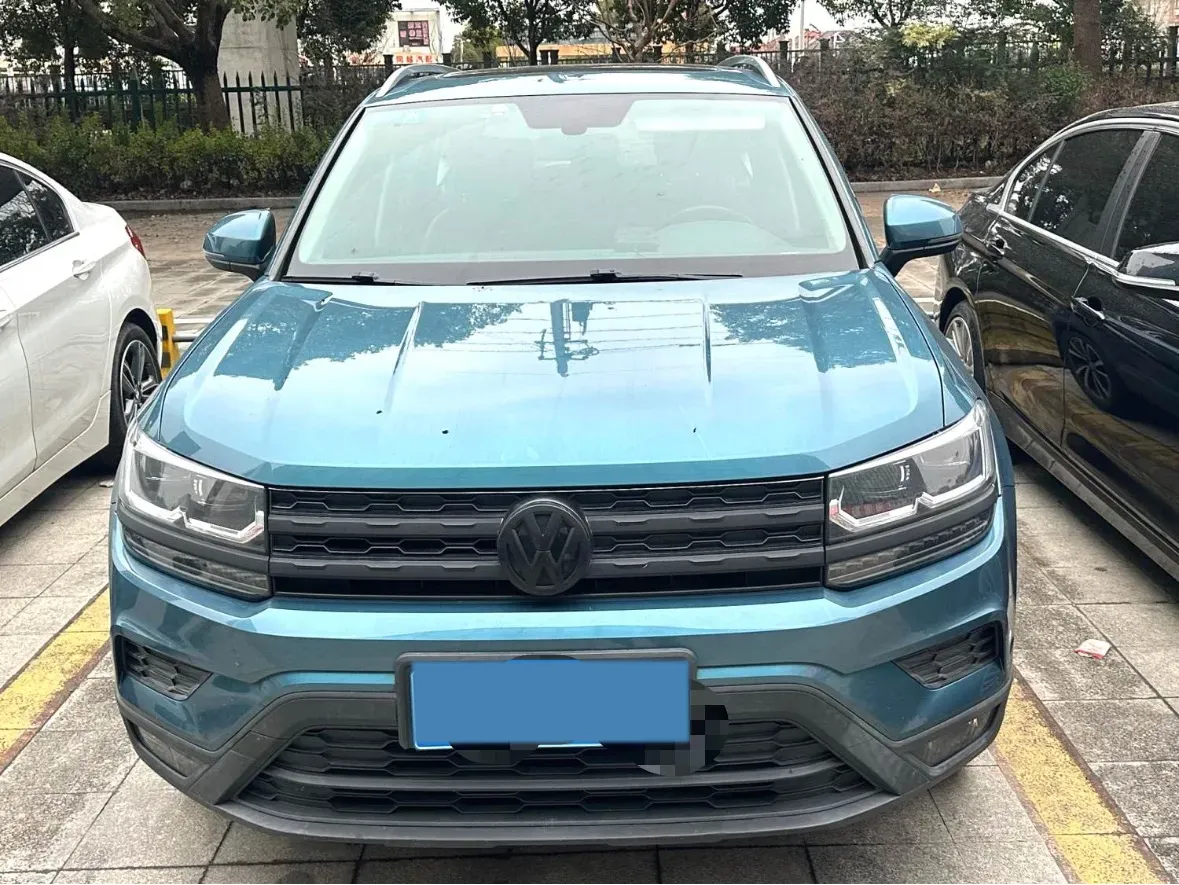 2019 MINI MINI 1.5T 102HP L3 7DCT,autocango,china used car exporter,china ev exporter,chinese used car exporter,chinese used ev exporter