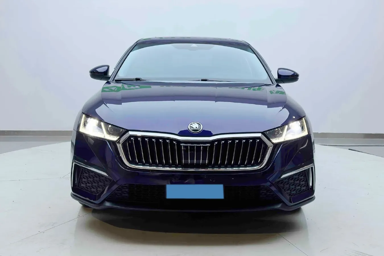 2022 Skoda Octavia 1.4T 150HP L4 7DCT,autocango,china used car exporter,china ev exporter,chinese used car exporter,chinese used ev exporter