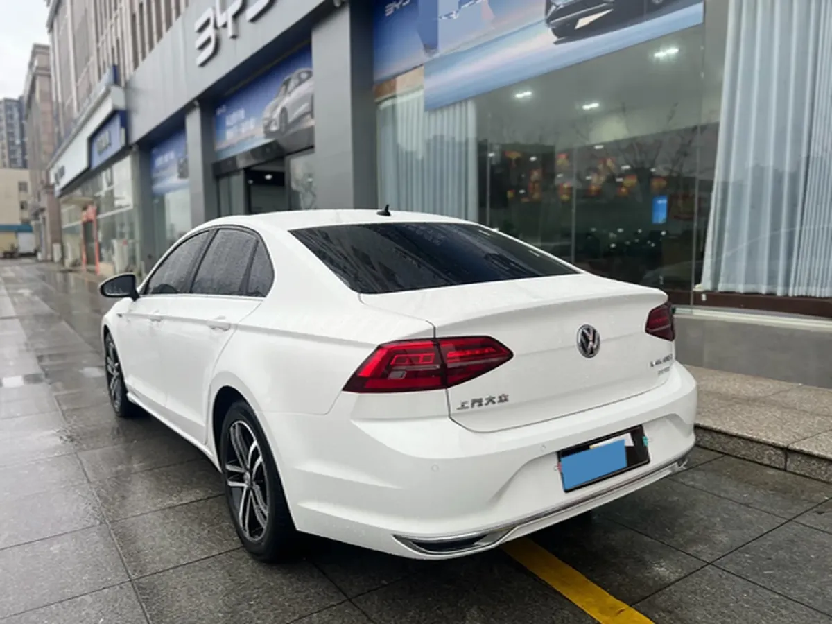 2019 Volkswagen Passat 1.4T 150HP L4 7DCT,autocango,china used car exporter,china ev exporter,chinese used car exporter,chinese used ev exporter
