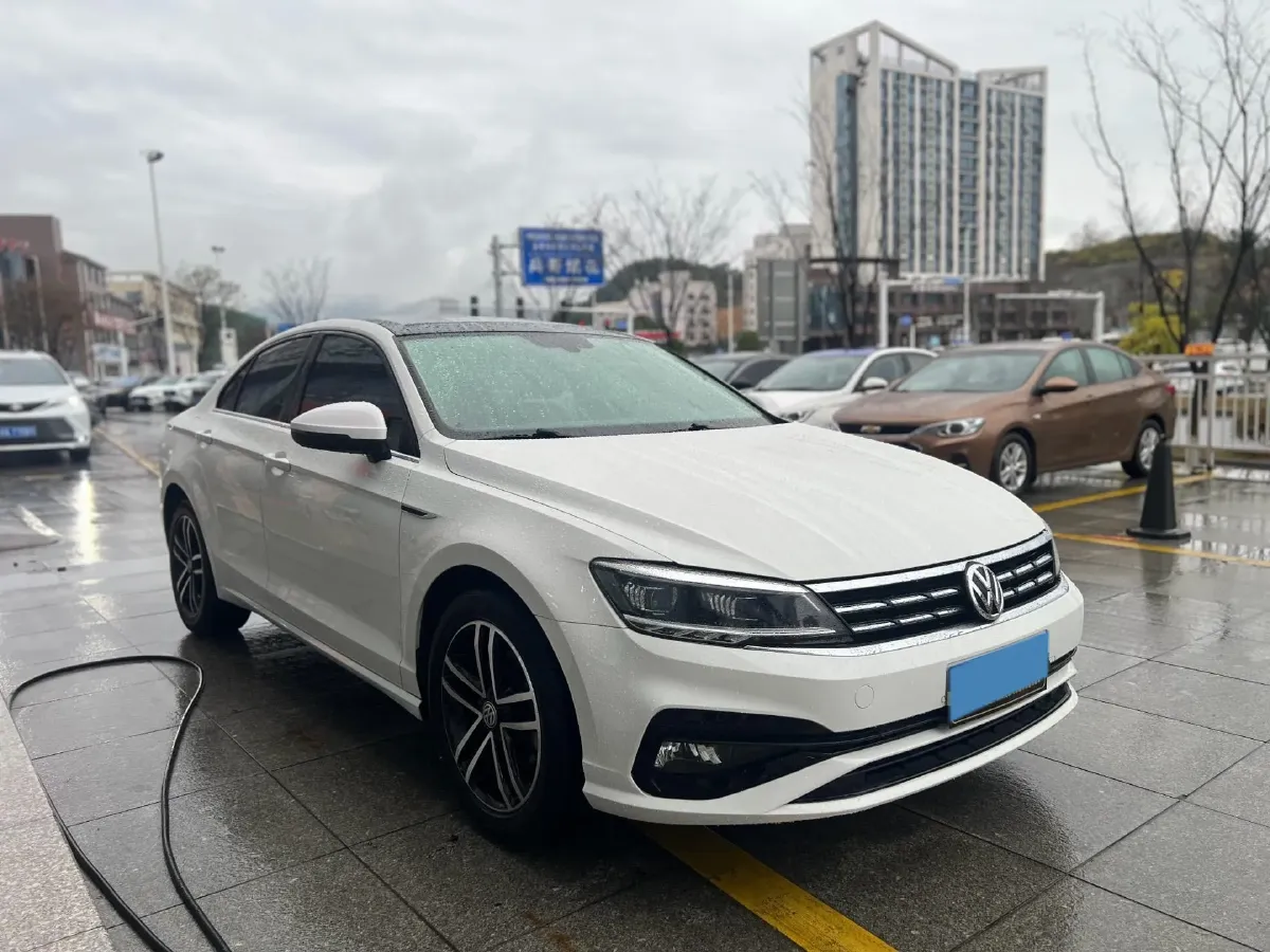 2019 Volkswagen Passat 1.4T 150HP L4 7DCT,autocango,china used car exporter,china ev exporter,chinese used car exporter,chinese used ev exporter
