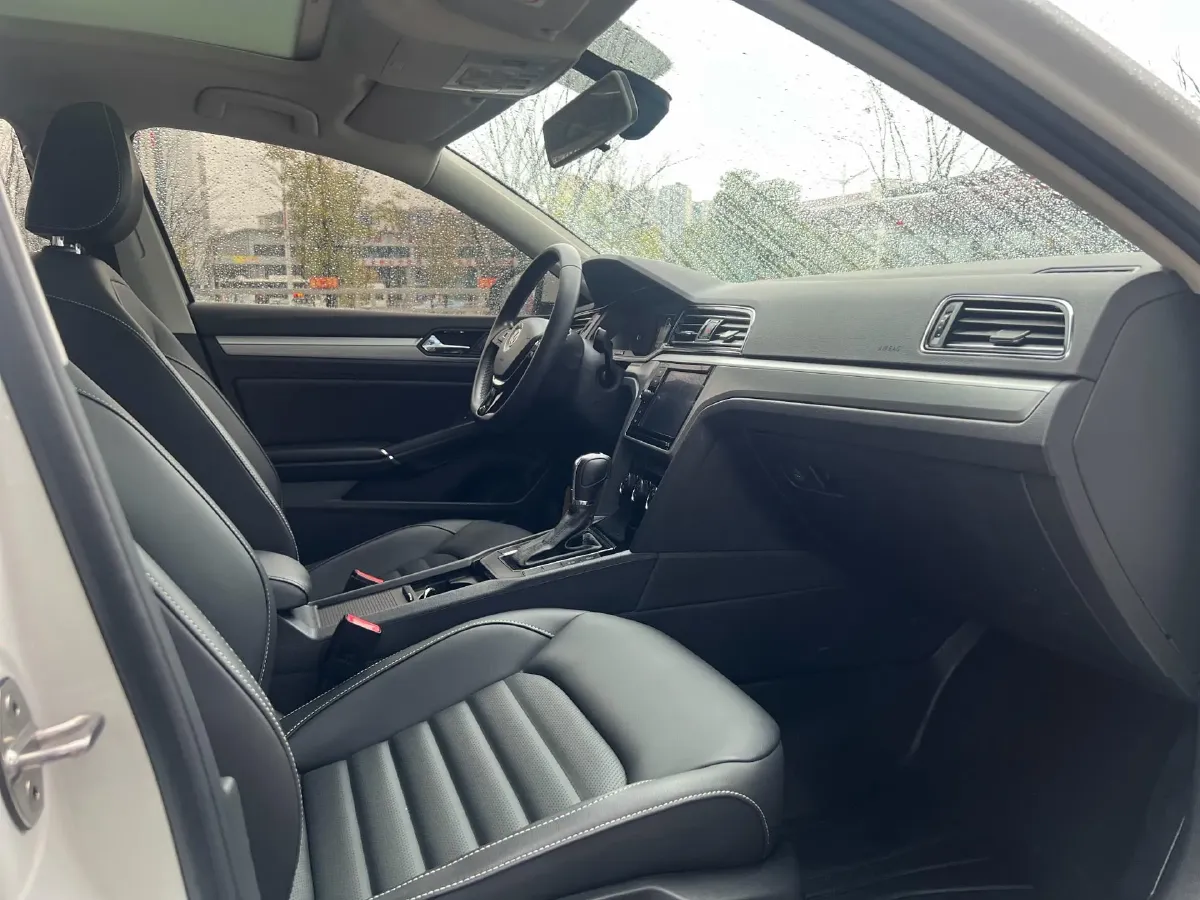 2019 Volkswagen Passat 1.4T 150HP L4 7DCT,autocango,china used car exporter,china ev exporter,chinese used car exporter,chinese used ev exporter