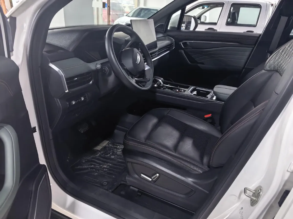 2024 Geely Okavango L 2.0T 218HP L4 7DCT,autocango,china used car exporter,china ev exporter,chinese used car exporter,chinese used ev exporter