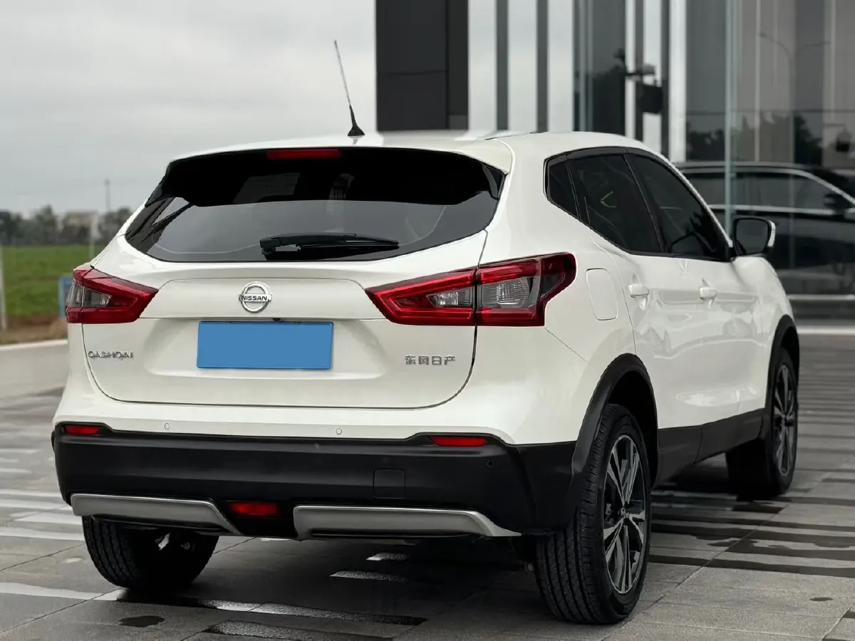 2021 Nissan Qashqai 2.0L 151HP L4 CVT,autocango,china used car exporter,china ev exporter,chinese used car exporter,chinese used ev exporter