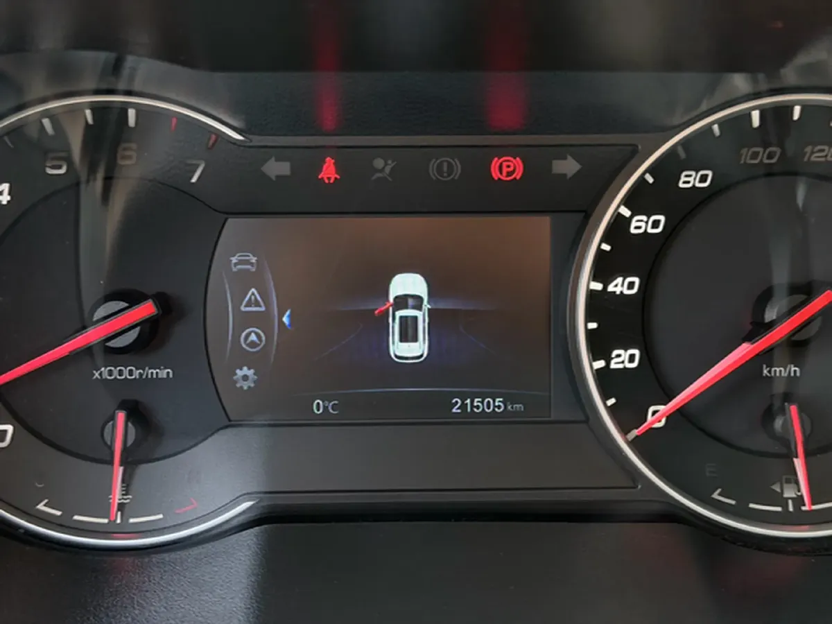 2019 ChangAn CS35 Plus 1.6L 128HP L4 5MT,autocango,china used car exporter,china ev exporter,chinese used car exporter,chinese used ev exporter