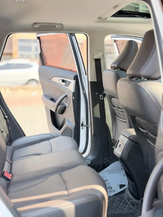 2019 ChangAn CS35 Plus 1.6L 128HP L4 5MT,autocango,china used car exporter,china ev exporter,chinese used car exporter,chinese used ev exporter