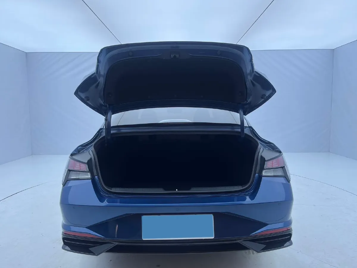 2021 Hyundai Elantra 1.5L 115HP L4 CVT,autocango,china used car exporter,china ev exporter,chinese used car exporter,chinese used ev exporter