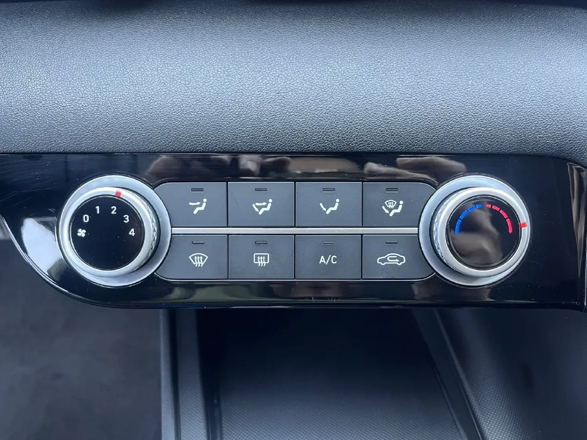 2021 Hyundai Elantra 1.5L 115HP L4 CVT,autocango,china used car exporter,china ev exporter,chinese used car exporter,chinese used ev exporter