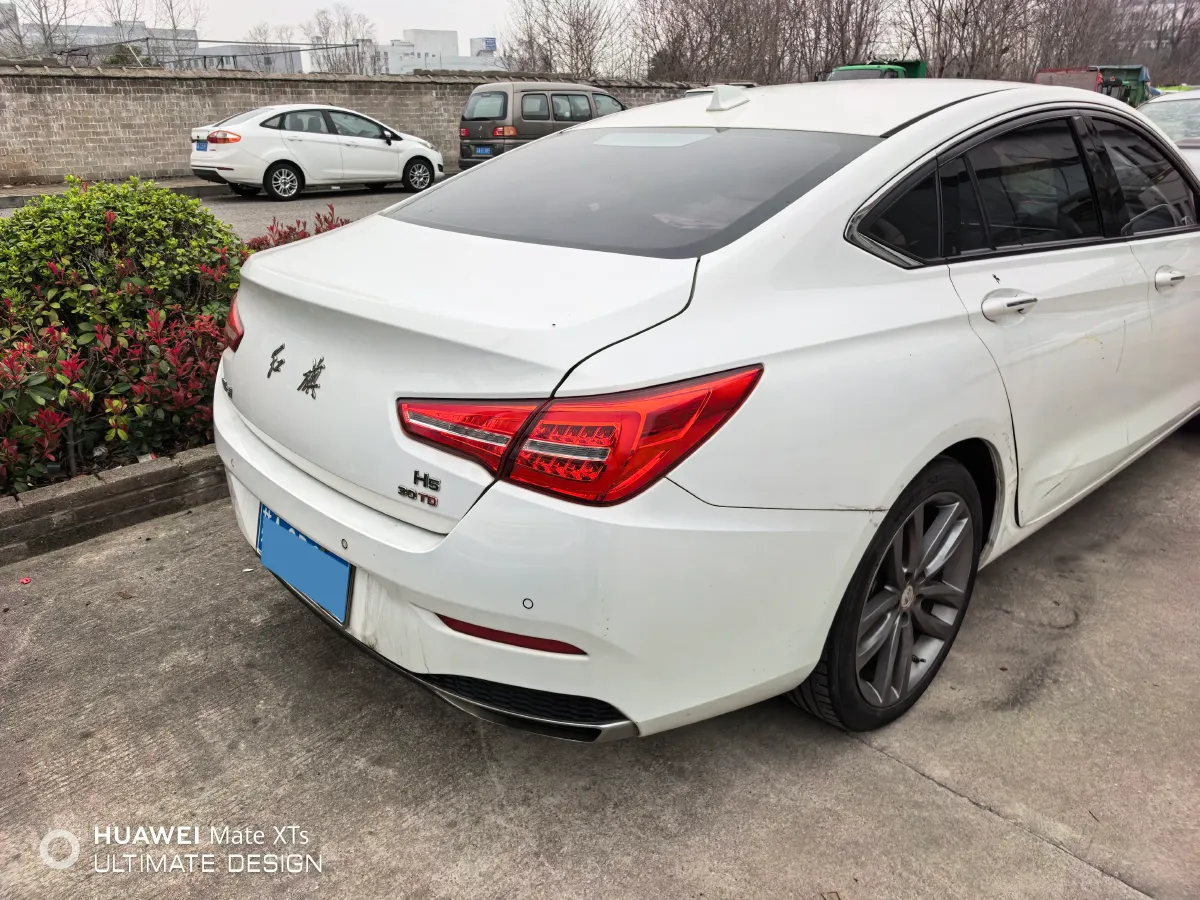 2018 HongQi H5 1.8T 186HP L4 6AT,autocango,china used car exporter,china ev exporter,chinese used car exporter,chinese used ev exporter
