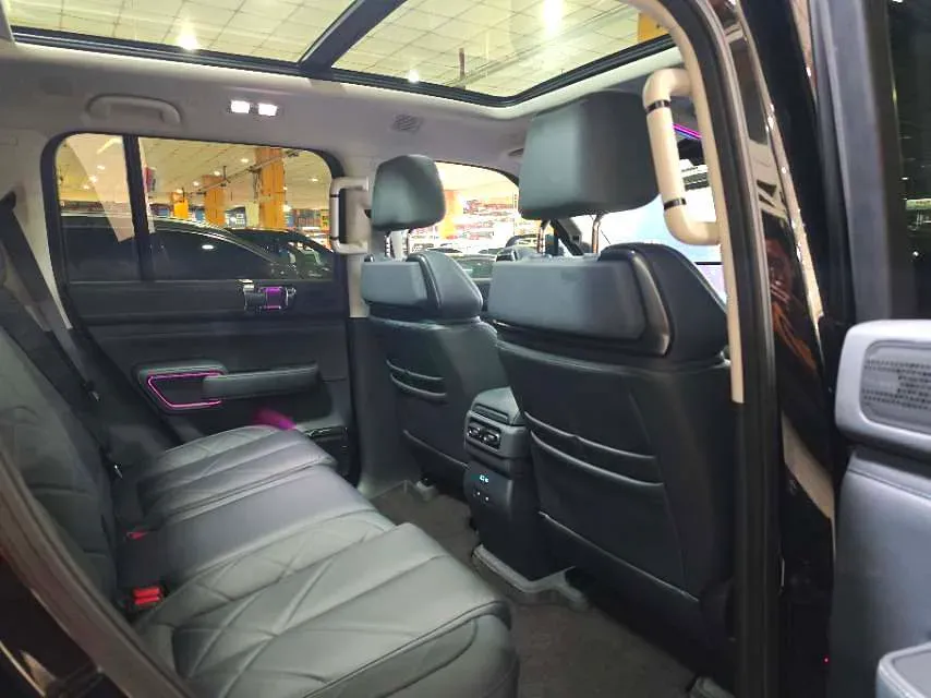 2023 FangChengBao Bao 5 1.5T 194HP L4 E-CVT PHEV 31.8KWH,autocango,china used car exporter,china ev exporter,chinese used car exporter,chinese used ev exporter