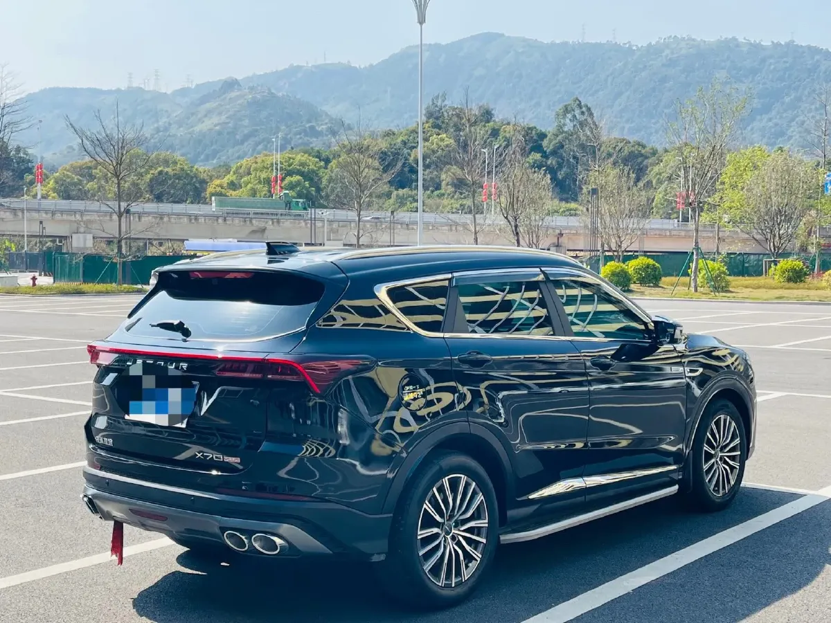 2023 Jetour X70 Plus 1.5T 156HP L4 6MT,autocango,china used car exporter,china ev exporter,chinese used car exporter,chinese used ev exporter