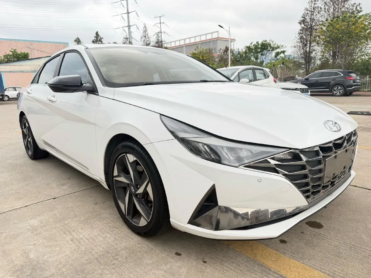 2021 Hyundai Elantra 1.5L 115HP L4 CVT,autocango,china used car exporter,china ev exporter,chinese used car exporter,chinese used ev exporter