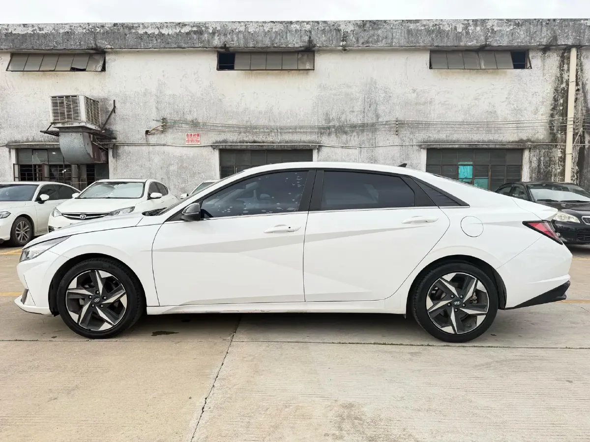 2021 Hyundai Elantra 1.5L 115HP L4 CVT,autocango,china used car exporter,china ev exporter,chinese used car exporter,chinese used ev exporter