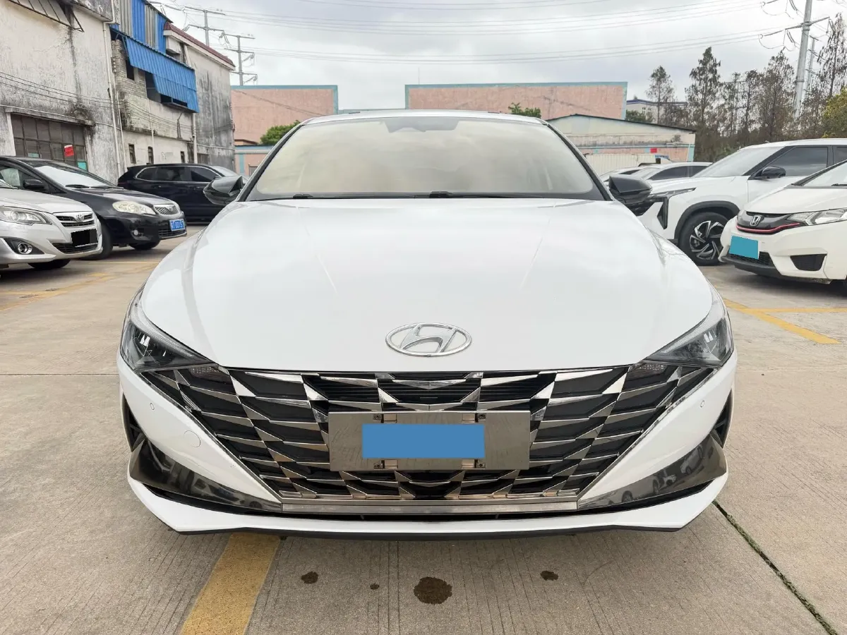 2021 Hyundai Elantra 1.5L 115HP L4 CVT,autocango,china used car exporter,china ev exporter,chinese used car exporter,chinese used ev exporter