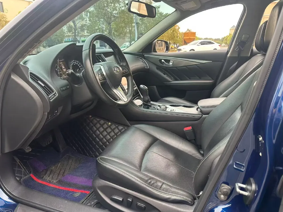 2018 Jeep Grand Commander 2.0T 265HP L4 9AT,autocango,china used car exporter,china ev exporter,chinese used car exporter,chinese used ev exporter