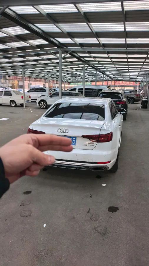 2019 Audi A4L 2.0T 190HP L4 7DCT,autocango,china used car exporter,china ev exporter,chinese used car exporter,chinese used ev exporter