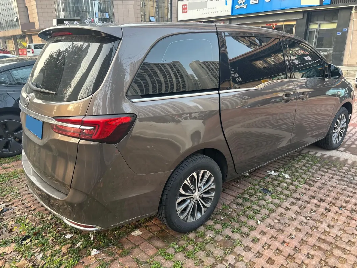 2021 Buick GL8 2.0T 237HP L4 9AT,autocango,china used car exporter,china ev exporter,chinese used car exporter,chinese used ev exporter