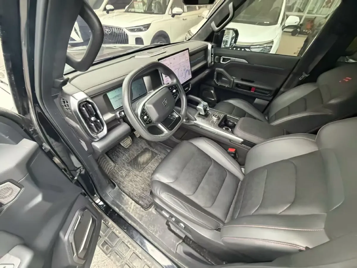 2024 Jetour ShanHai TravellerC-DM 1.5T 156HP L4 3DHT PHEV 43.24KWH,autocango,china used car exporter,china ev exporter,chinese used car exporter,chinese used ev exporter