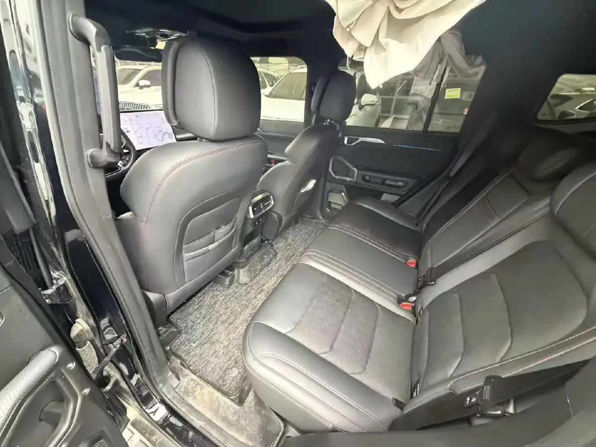 2024 Jetour ShanHai TravellerC-DM 1.5T 156HP L4 3DHT PHEV 43.24KWH,autocango,china used car exporter,china ev exporter,chinese used car exporter,chinese used ev exporter