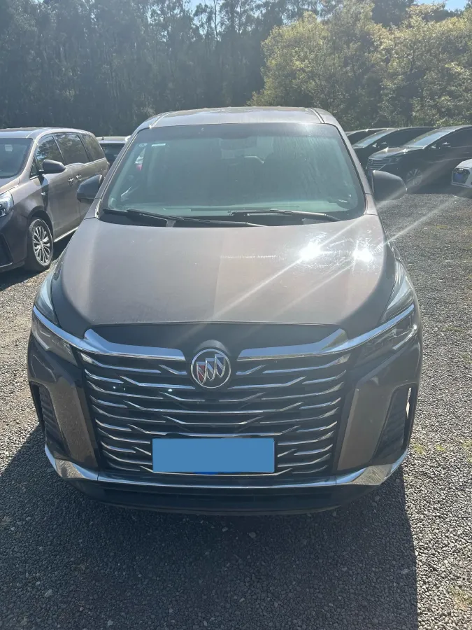 2023 Buick GL8 2.0T 237HP L4 9AT,autocango,china used car exporter,china ev exporter,chinese used car exporter,chinese used ev exporter