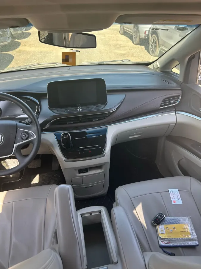 2023 Buick GL8 2.0T 237HP L4 9AT,autocango,china used car exporter,china ev exporter,chinese used car exporter,chinese used ev exporter