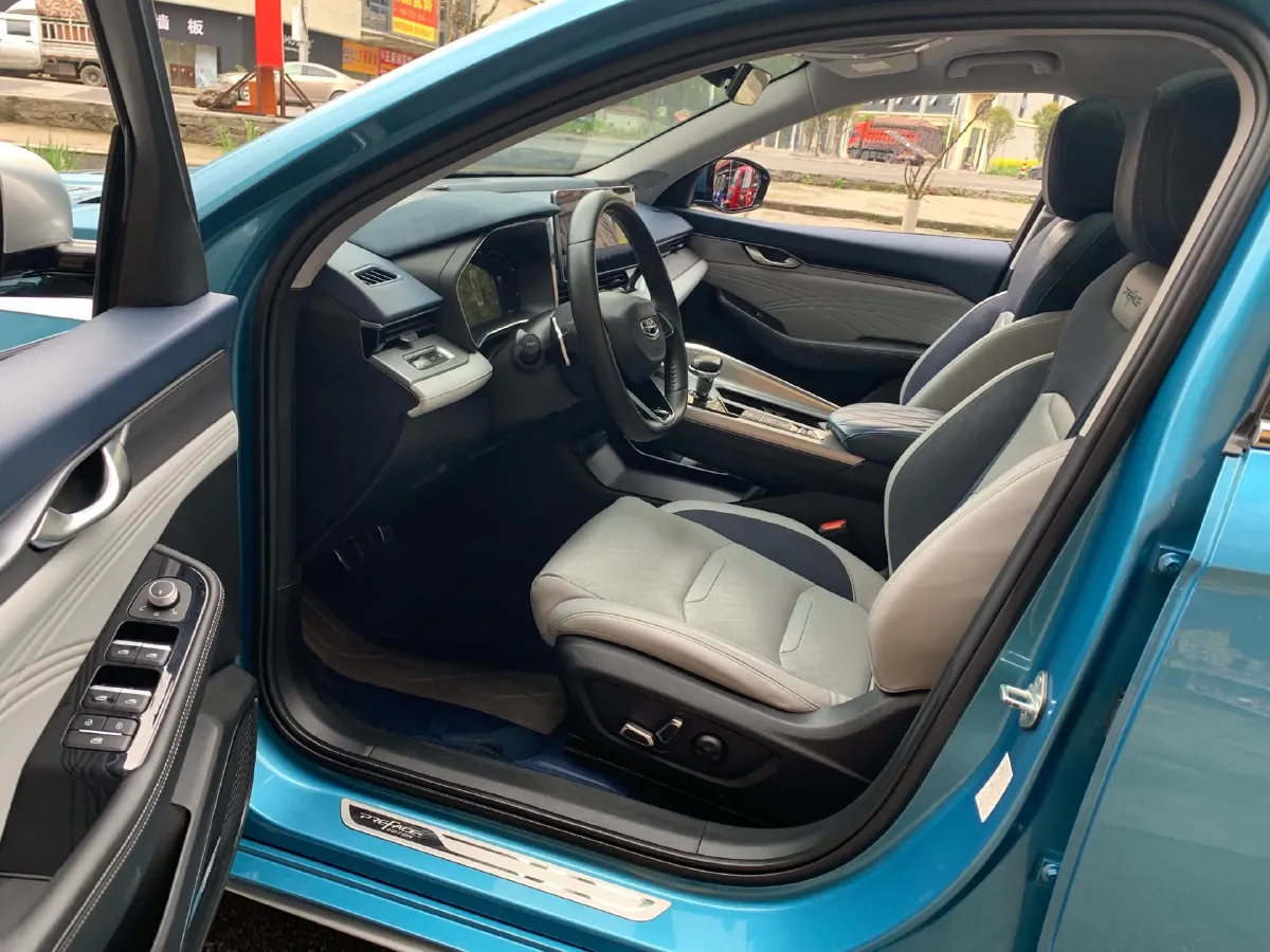 2020 Peugeot 408 1.6T 170HP L4 6AT,autocango,china used car exporter,china ev exporter,chinese used car exporter,chinese used ev exporter