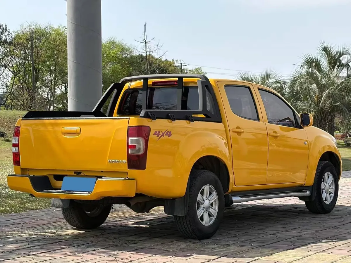 2018 Isuzu Jim 2.8T 116HP L4 5MT,autocango,china used car exporter,china ev exporter,chinese used car exporter,chinese used ev exporter