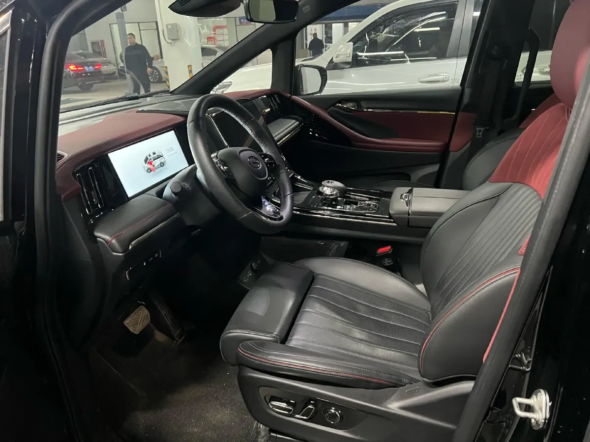 2025 GAC Trumpchi M8 2.0T 190HP L4 2DHT Hybrid,autocango,china used car exporter,china ev exporter,chinese used car exporter,chinese used ev exporter