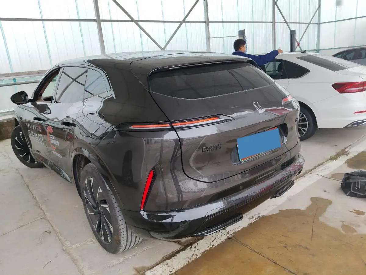 2024 Avatr 07 BEV 82.16KWH,autocango,china used car exporter,china ev exporter,chinese used car exporter,chinese used ev exporter