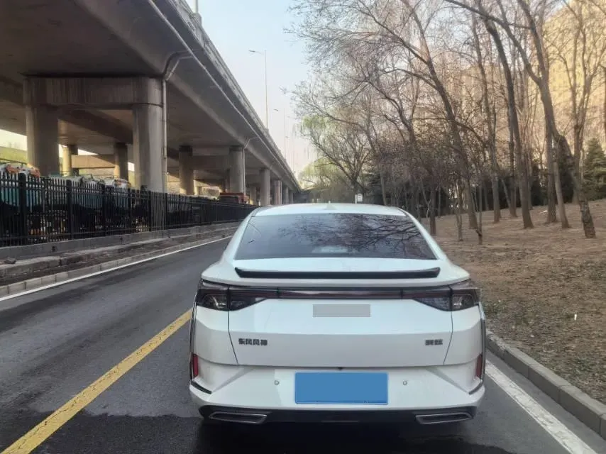 2021 DongFeng Aeolus YiXuan 1.5T 150HP L4 6DCT,autocango,china used car exporter,china ev exporter,chinese used car exporter,chinese used ev exporter