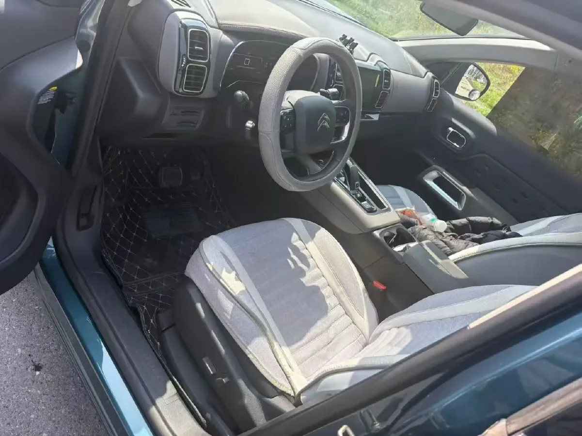 2021 Citroen C5 Aircross 1.6T 170HP L4 8AT,autocango,china used car exporter,china ev exporter,chinese used car exporter,chinese used ev exporter