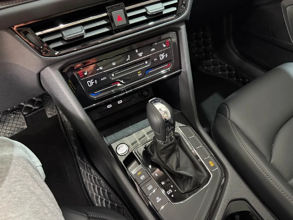 2022 Volkswagen Tharu 1.4T 150HP L4 7DCT,autocango,china used car exporter,china ev exporter,chinese used car exporter,chinese used ev exporter