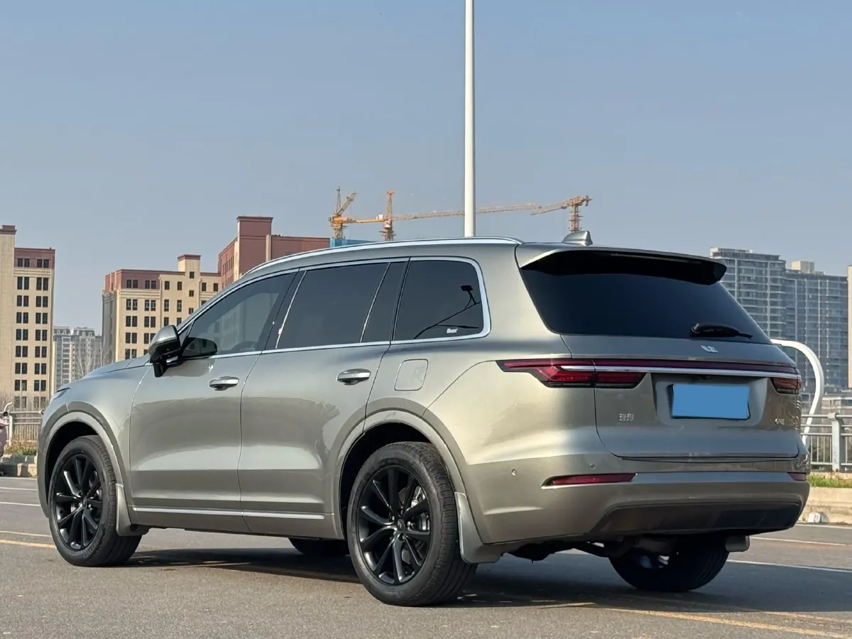 2021 Li ONE Range Extended 131HP REEV 40.5KWH,autocango,china used car exporter,china ev exporter,chinese used car exporter,chinese used ev exporter