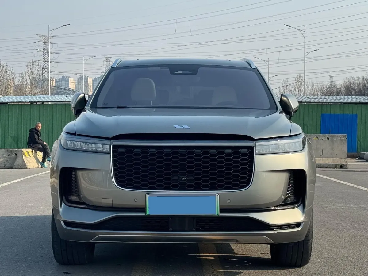 2021 Li ONE Range Extended 131HP REEV 40.5KWH,autocango,china used car exporter,china ev exporter,chinese used car exporter,chinese used ev exporter