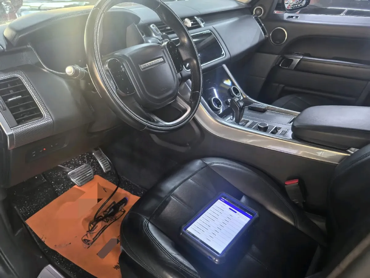 2018 Land Rover Range Rover Sport 3.0T 340HP V6 8AT,autocango,china used car exporter,china ev exporter,chinese used car exporter,chinese used ev exporter