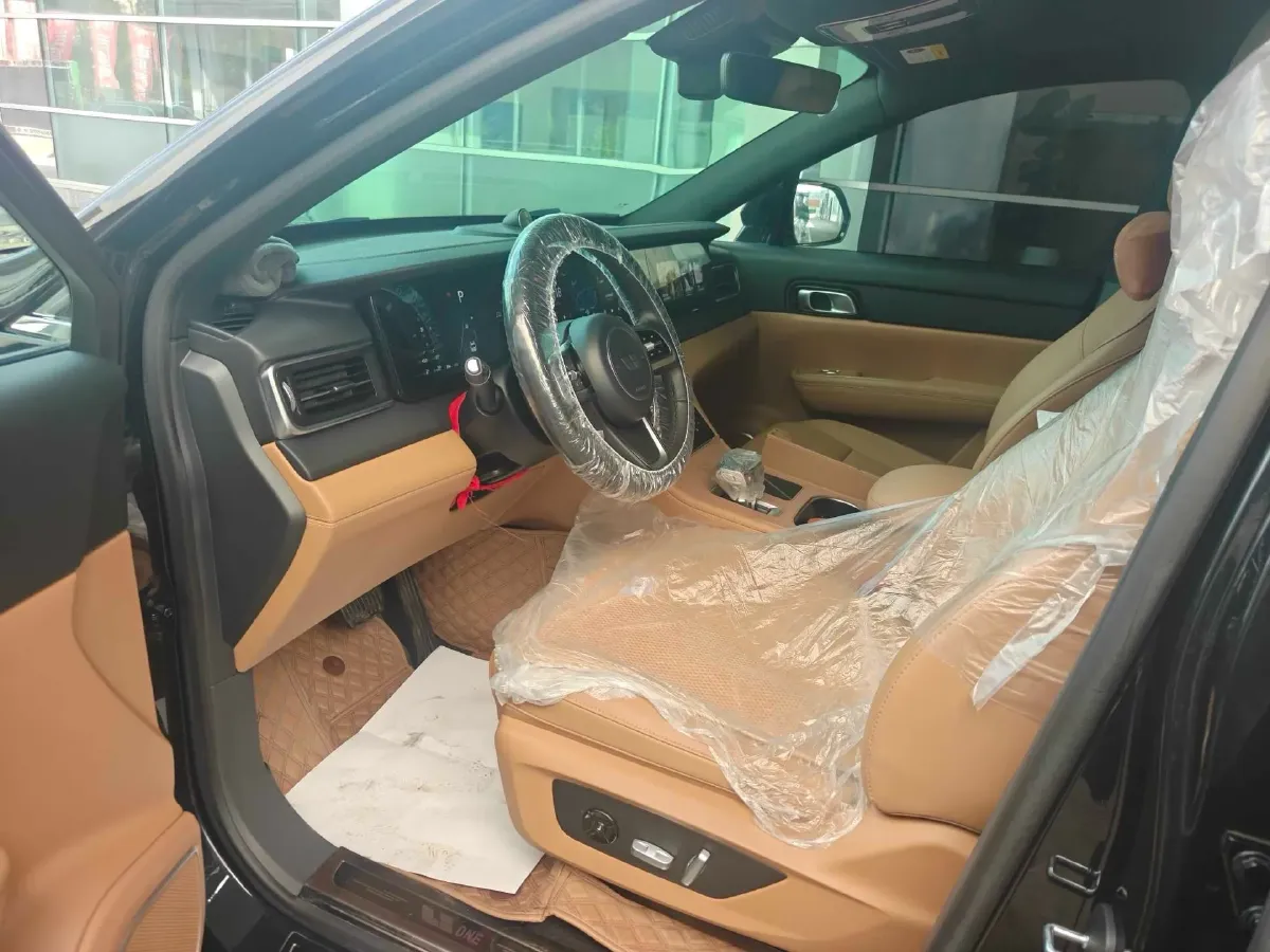 2021 Li ONE Range Extended 131HP REEV 40.5KWH,autocango,china used car exporter,china ev exporter,chinese used car exporter,chinese used ev exporter