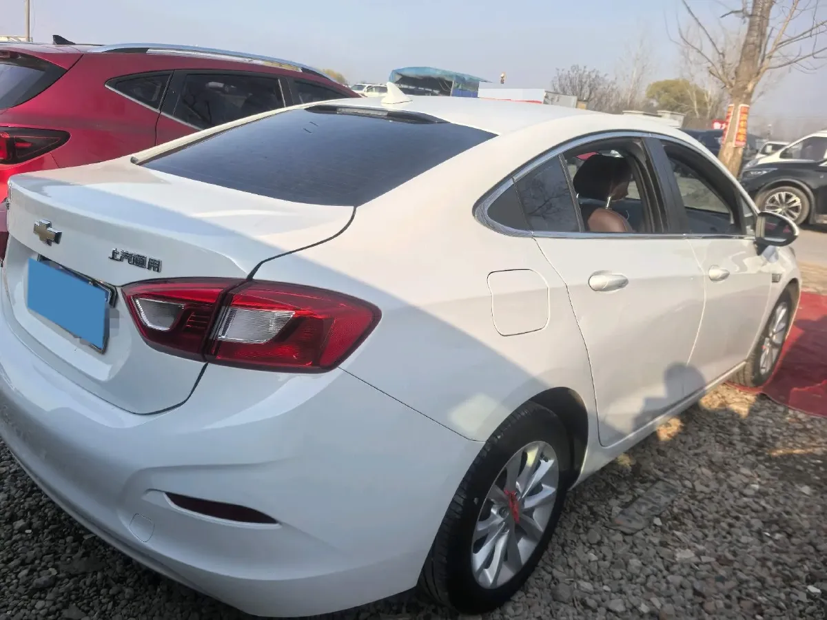 2018 Chevrolet Cruze 1.5L 114HP L4 6AT,autocango,china used car exporter,china ev exporter,chinese used car exporter,chinese used ev exporter