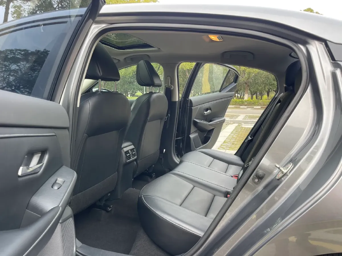 2022 Nissan Sylphy 1.6L 135HP L4 CVT,autocango,china used car exporter,china ev exporter,chinese used car exporter,chinese used ev exporter