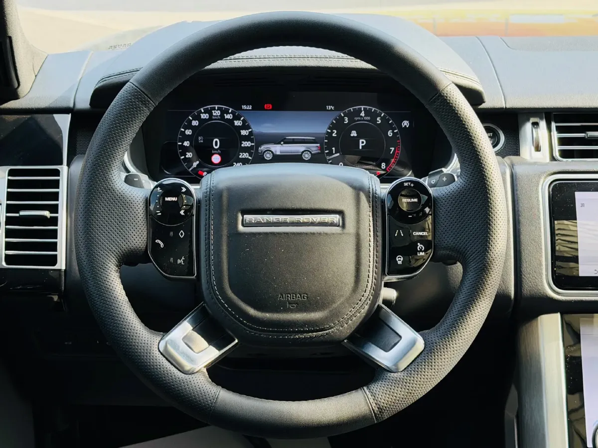 2018 Land Rover Range Rover Evoque 2.0T 241HP L4 9AT,autocango,china used car exporter,china ev exporter,chinese used car exporter,chinese used ev exporter