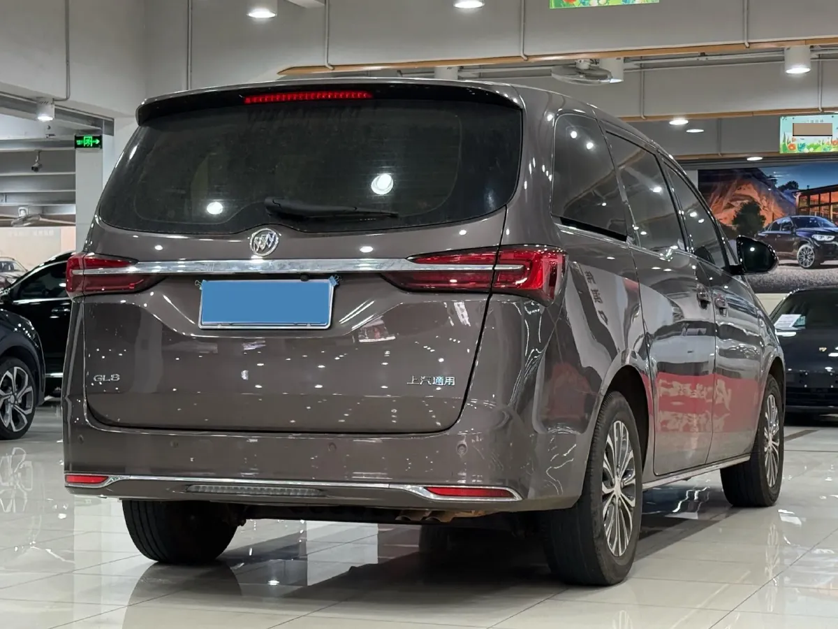2023 Buick GL8 2.0T 237HP L4 9AT,autocango,china used car exporter,china ev exporter,chinese used car exporter,chinese used ev exporter