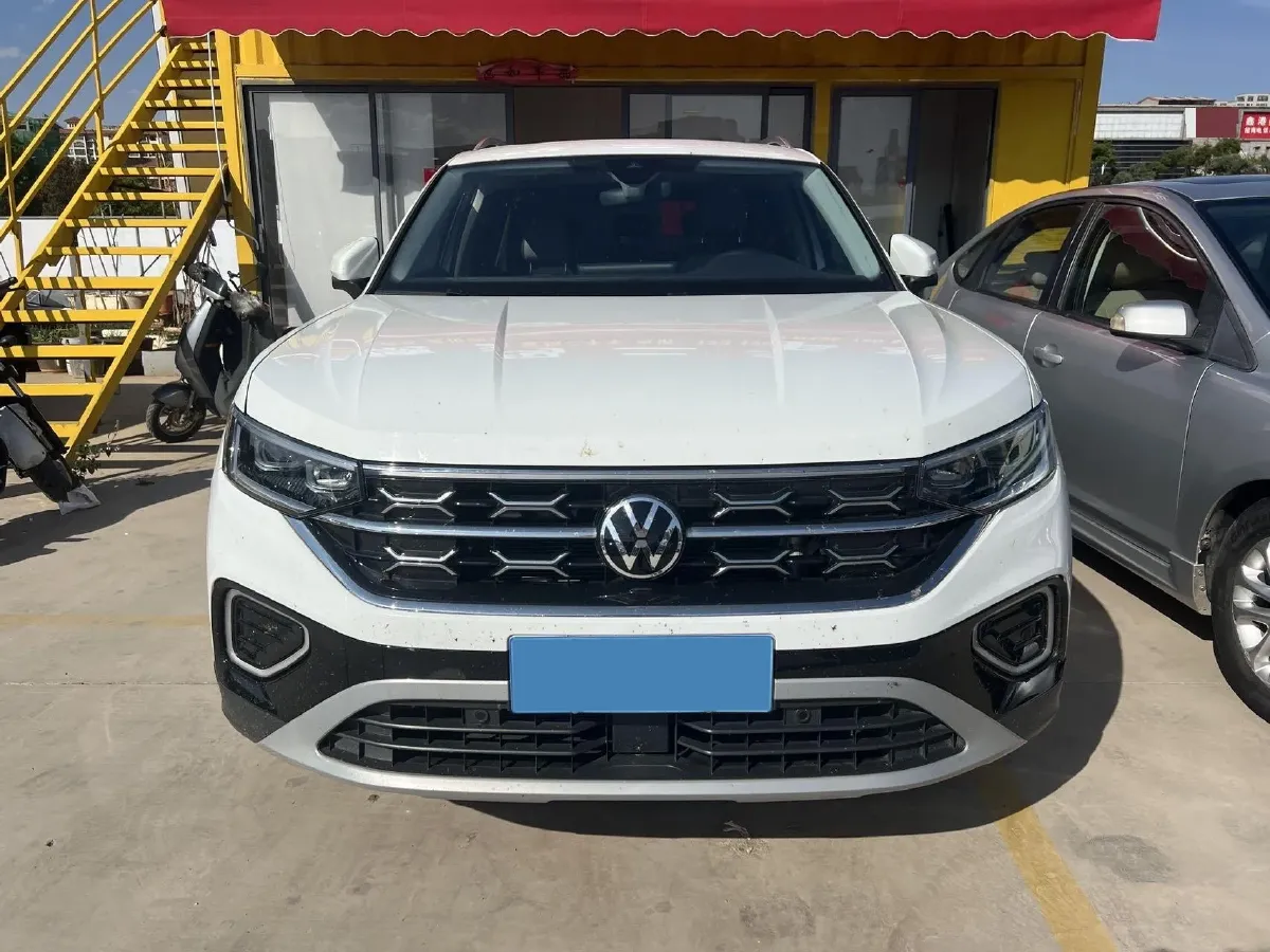 2024 Volkswagen Tayron 1.5T 160HP L4 7DCT,autocango,china used car exporter,china ev exporter,chinese used car exporter,chinese used ev exporter