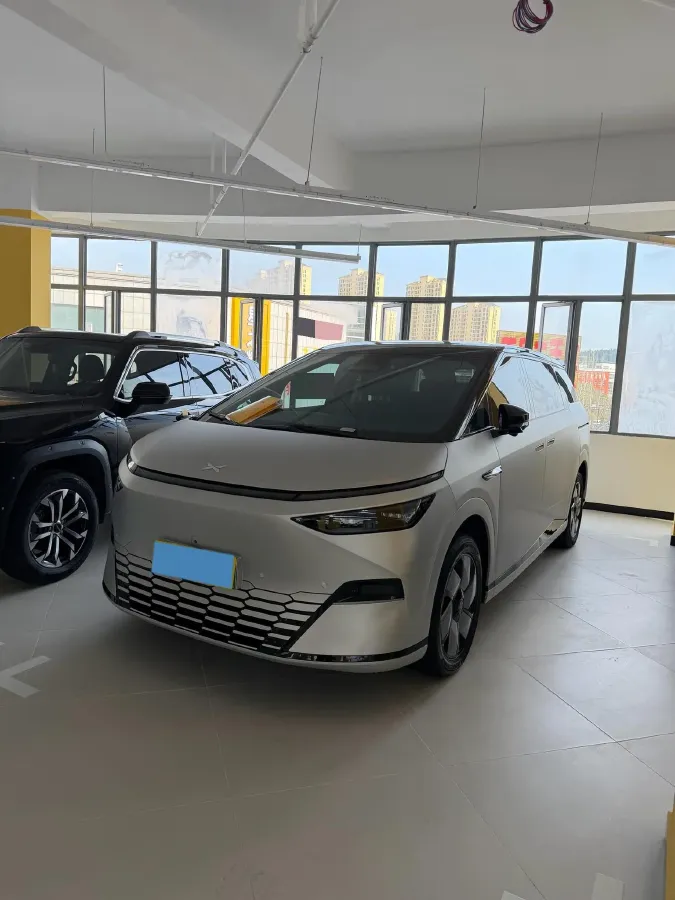 2024 Xpeng X9 BEV 101.5KWH,autocango,china used car exporter,china ev exporter,chinese used car exporter,chinese used ev exporter