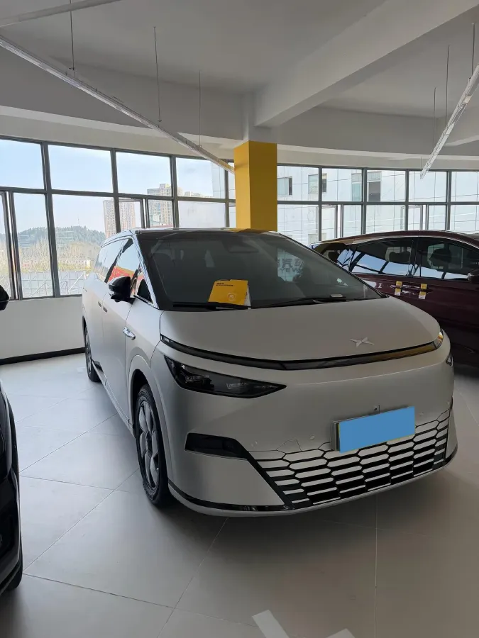 2024 Xpeng X9 BEV 101.5KWH,autocango,china used car exporter,china ev exporter,chinese used car exporter,chinese used ev exporter