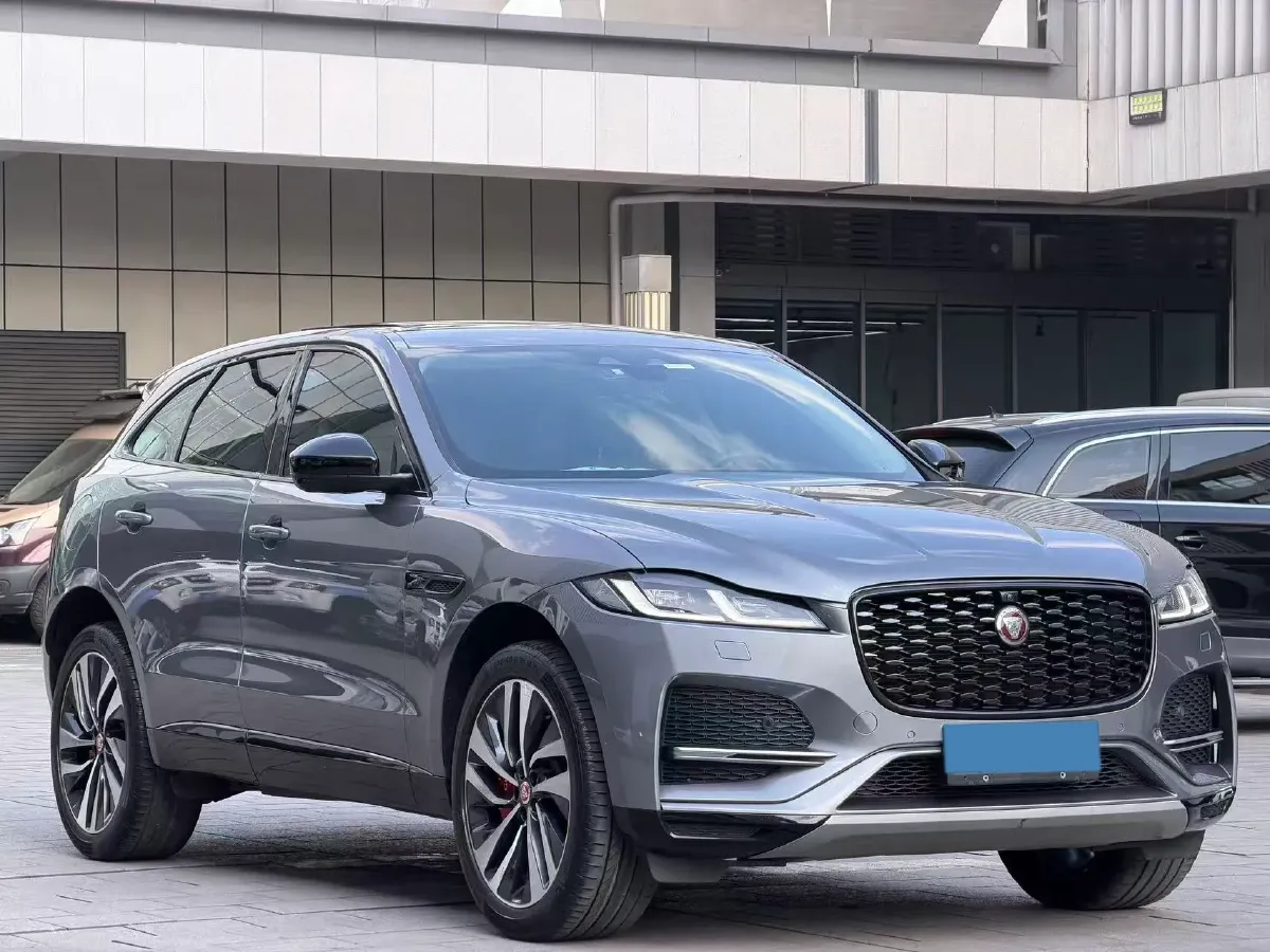 2022 Jaguar F-PACE 2.0T 250HP L4 8AT,autocango,china used car exporter,china ev exporter,chinese used car exporter,chinese used ev exporter