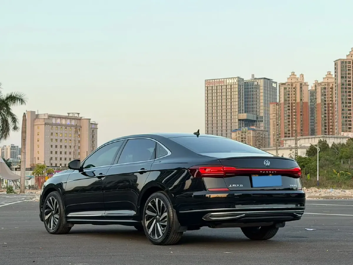 2023 Volkswagen Passat 2.0T 186HP L4 7DCT,autocango,china used car exporter,china ev exporter,chinese used car exporter,chinese used ev exporter