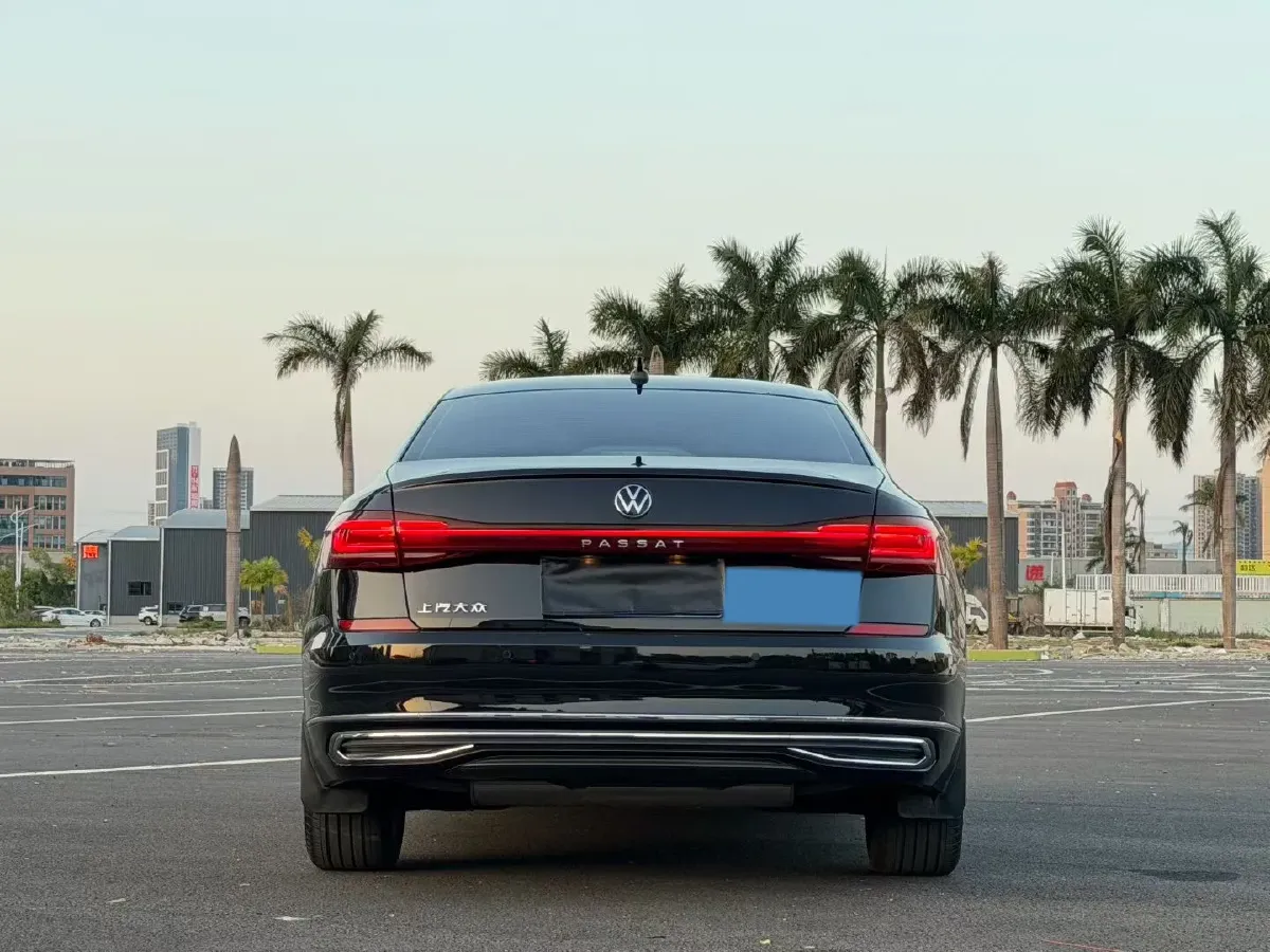 2023 Volkswagen Passat 2.0T 186HP L4 7DCT,autocango,china used car exporter,china ev exporter,chinese used car exporter,chinese used ev exporter
