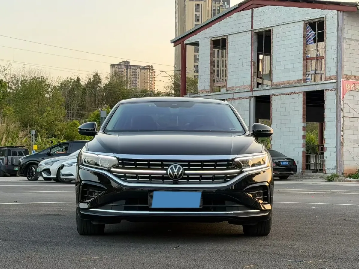 2023 Volkswagen Passat 2.0T 186HP L4 7DCT,autocango,china used car exporter,china ev exporter,chinese used car exporter,chinese used ev exporter
