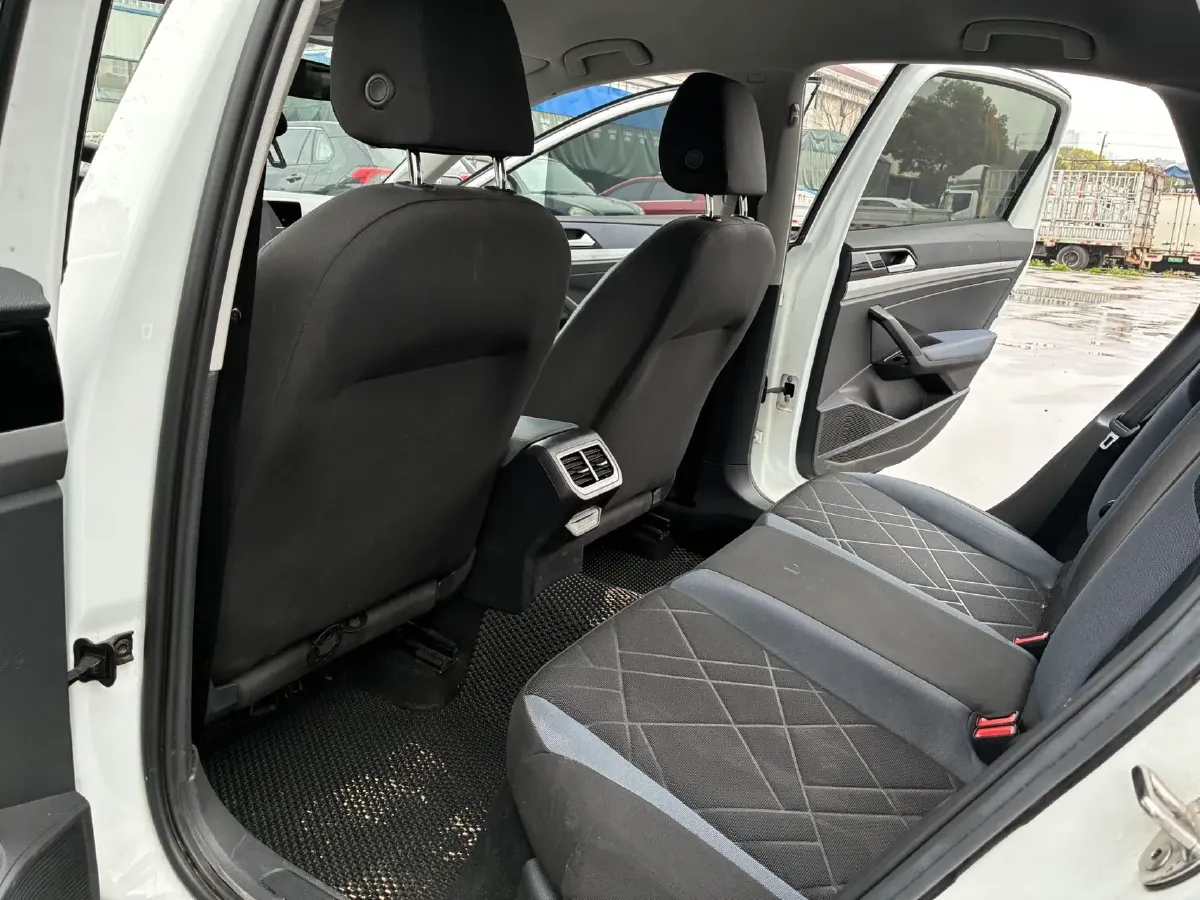 2023 Volkswagen Lavida 1.5L 110HP L4 6AT,autocango,china used car exporter,china ev exporter,chinese used car exporter,chinese used ev exporter