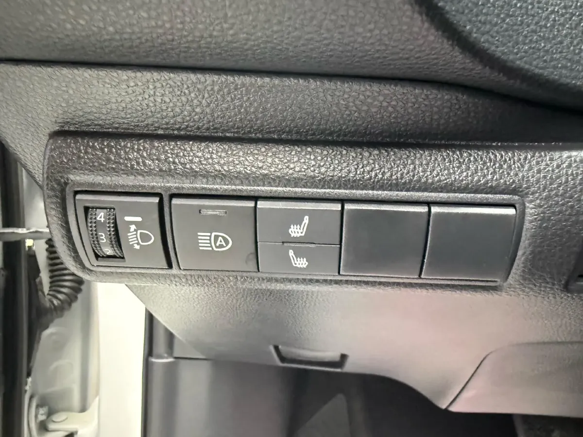 2021 Toyota Corolla 1.2T 116HP L4 CVT,autocango,china used car exporter,china ev exporter,chinese used car exporter,chinese used ev exporter