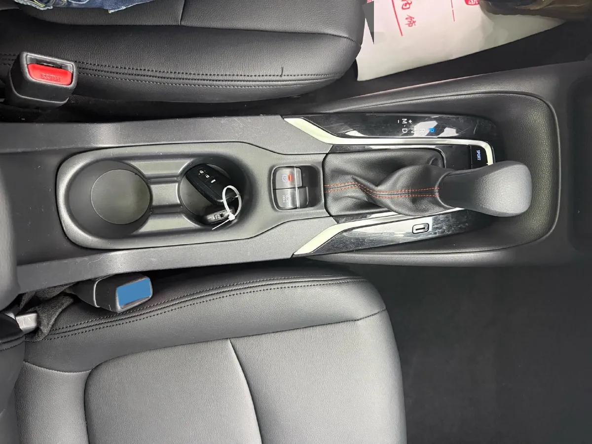 2021 Toyota Corolla 1.2T 116HP L4 CVT,autocango,china used car exporter,china ev exporter,chinese used car exporter,chinese used ev exporter